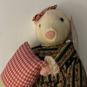 NEW Hallmark Storybook Friends by Crayola Priscilla Opossum Plush 13"